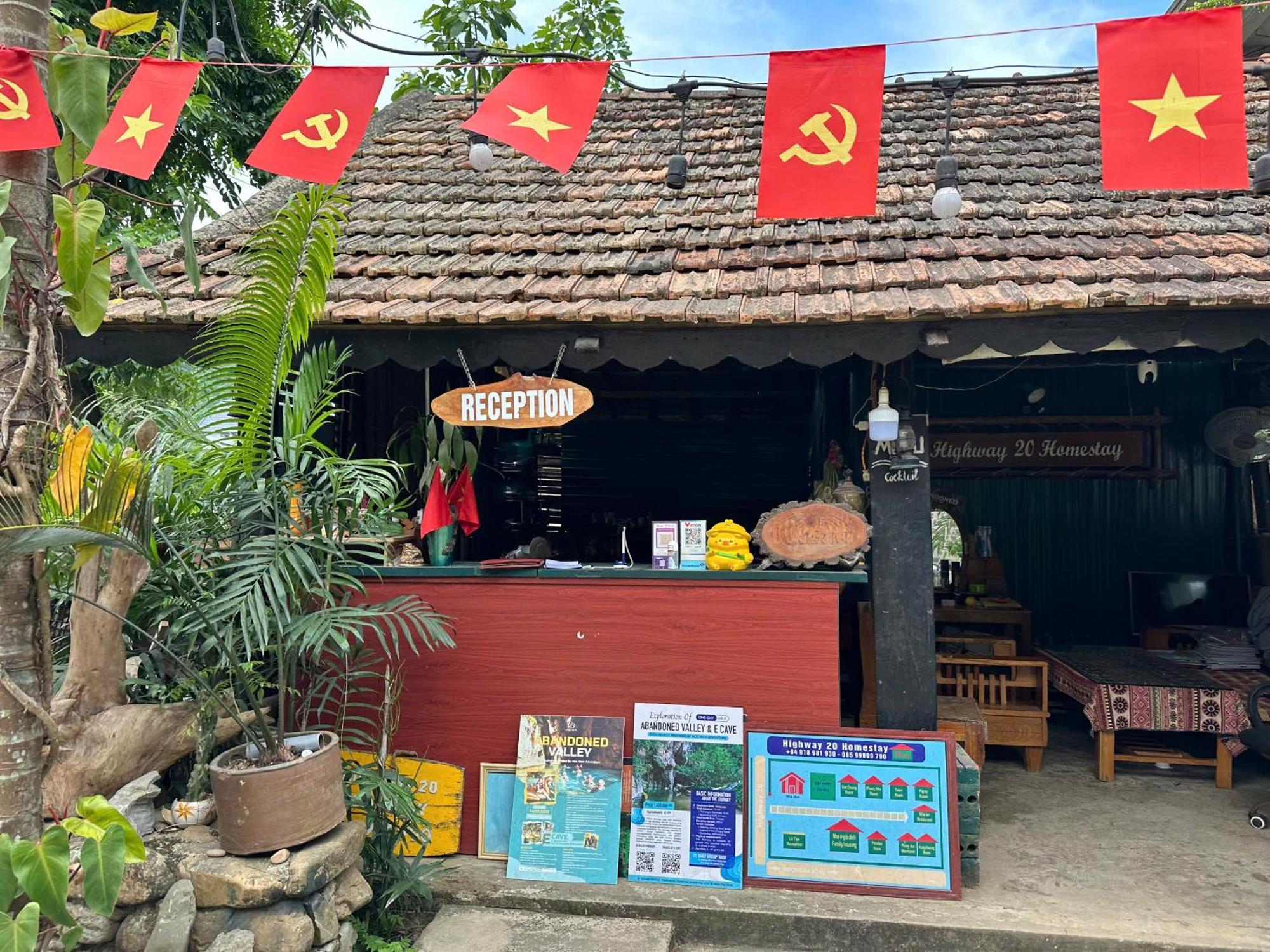 Highway 20 Homestay Phong Nha Buitenkant foto