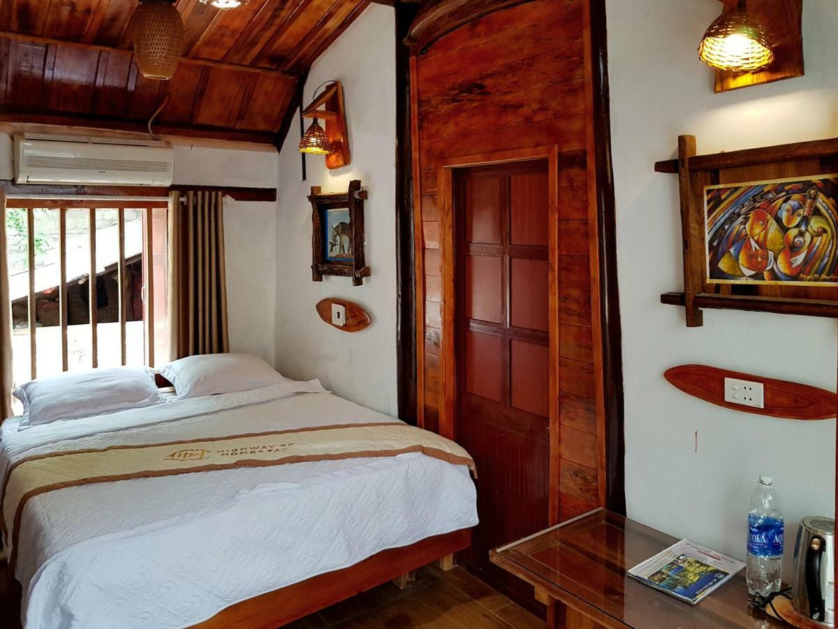 Highway 20 Homestay Phong Nha Buitenkant foto