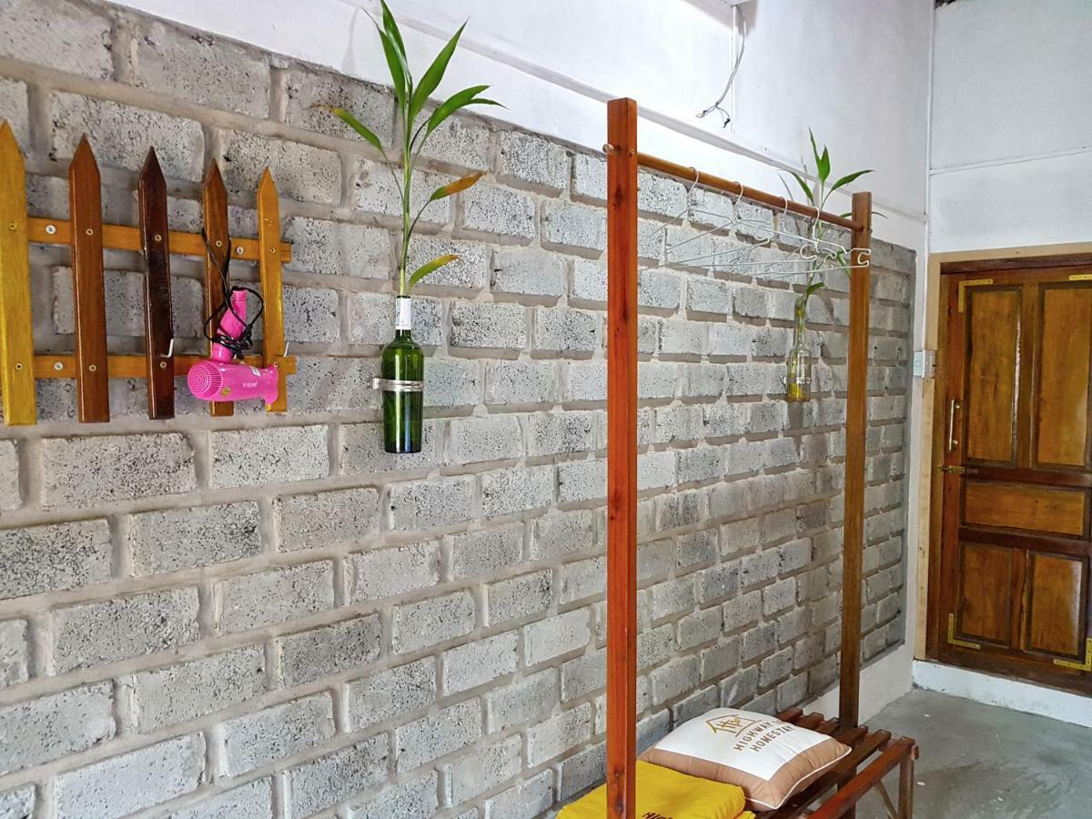 Highway 20 Homestay Phong Nha Buitenkant foto